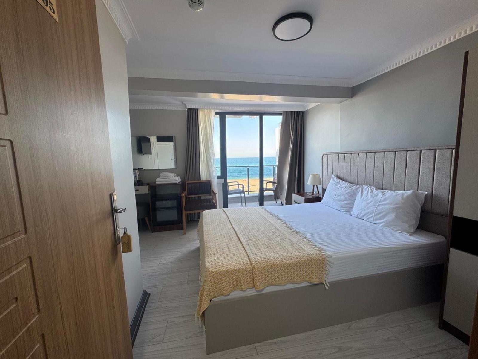 Otel Airport Kumsal 3*